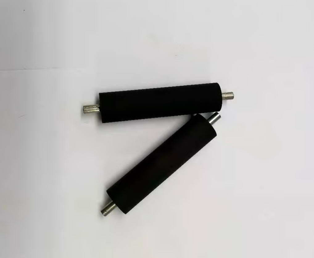 五金包膠滾（gǔn）輪